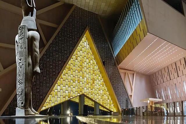 new-museum-pyramids